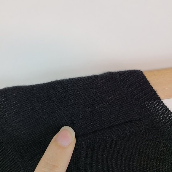 Ann Taylor LOFT Black Tunic Sweater - Deep V-Neck, Long Sleeve, Size 2 - Picture 7 of 12